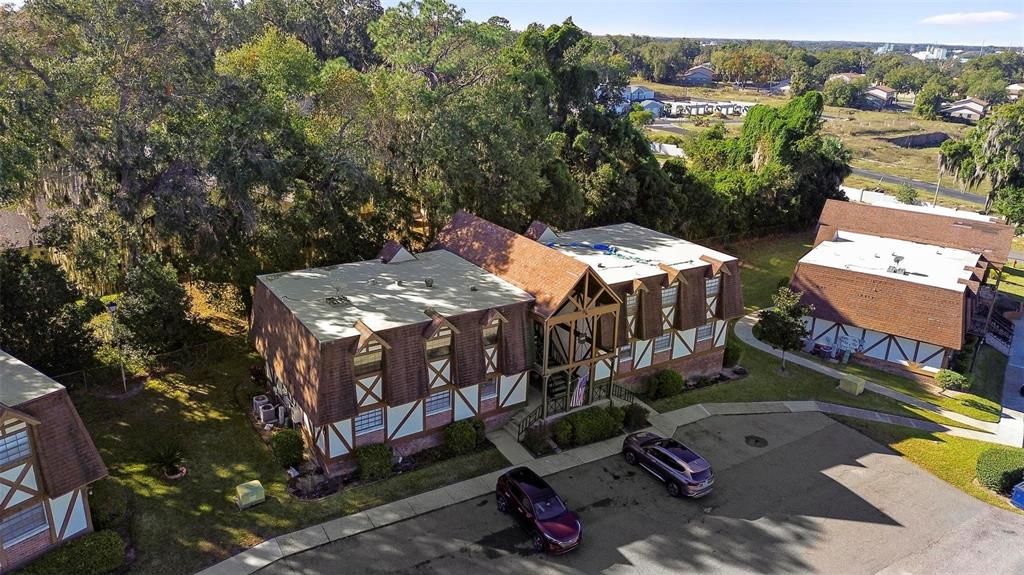 На продажу: $135,000 (2 спален, 2 ванн, 1134 Квадратных фут)