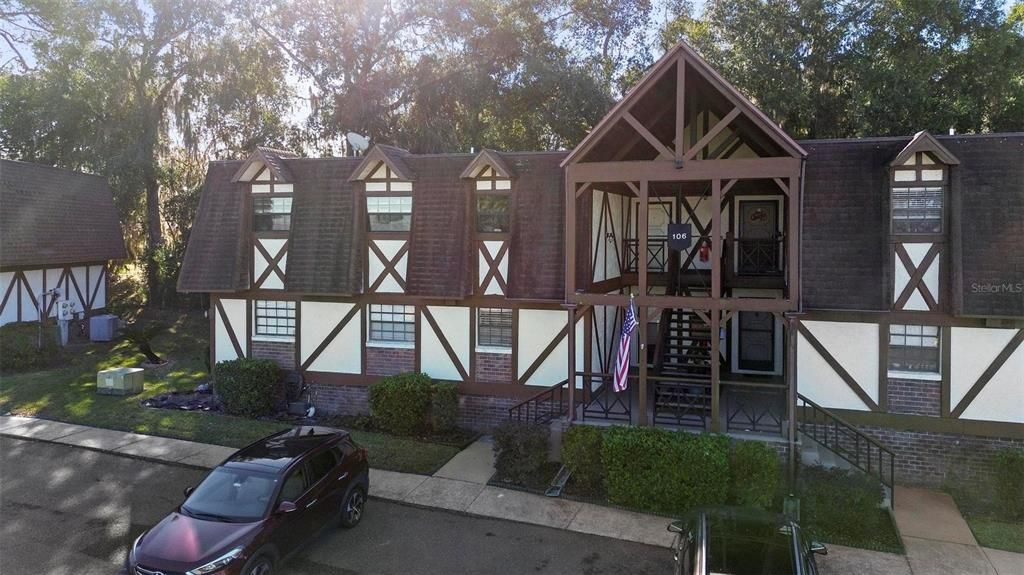 На продажу: $135,000 (2 спален, 2 ванн, 1134 Квадратных фут)