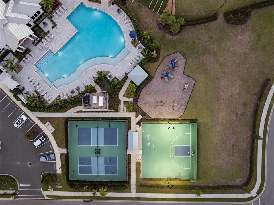 Active With Contract: $749,000 (4 beds, 3 baths, 2648 Square Feet)