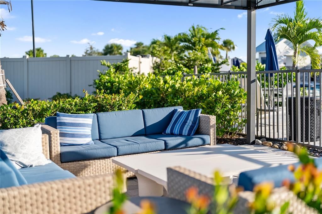 Active With Contract: $749,000 (4 beds, 3 baths, 2648 Square Feet)