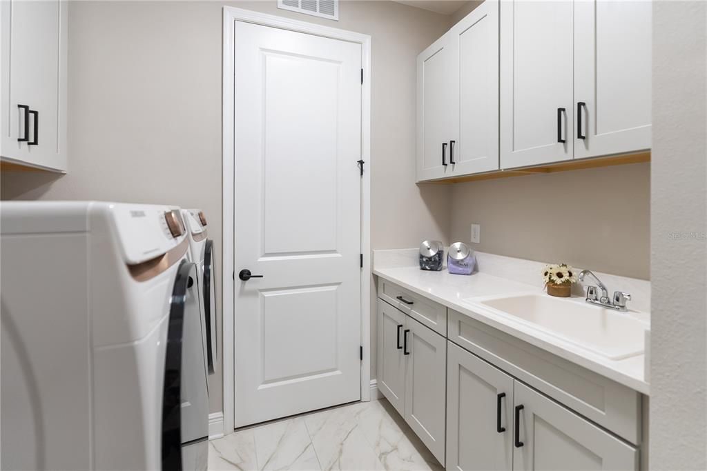 Active With Contract: $749,000 (4 beds, 3 baths, 2648 Square Feet)