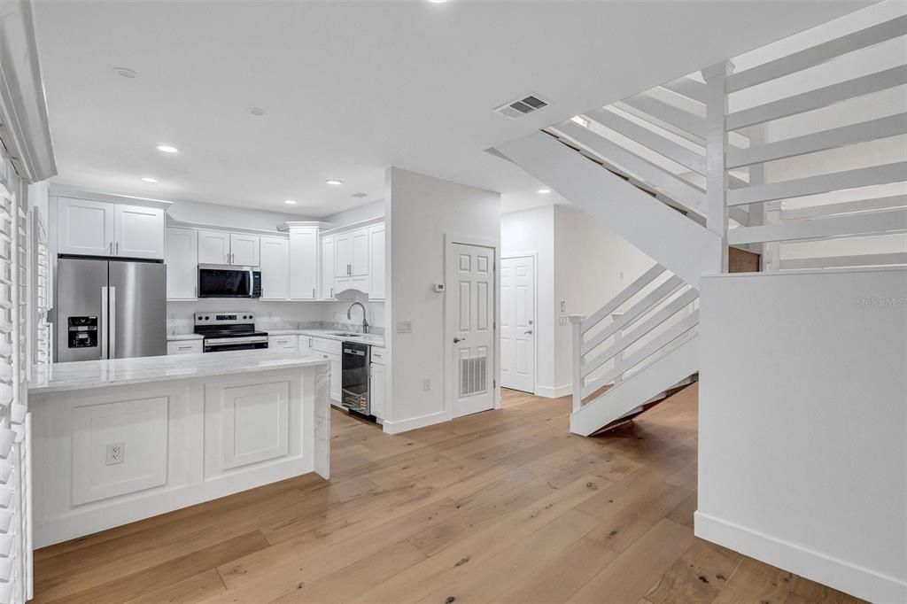 待售: $316,000 (3 贝兹, 2 浴室, 1282 平方英尺)