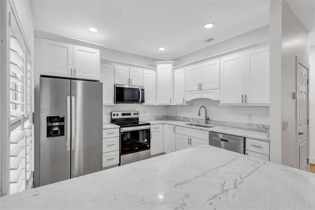 待售: $316,000 (3 贝兹, 2 浴室, 1282 平方英尺)