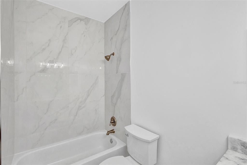 待售: $316,000 (3 贝兹, 2 浴室, 1282 平方英尺)