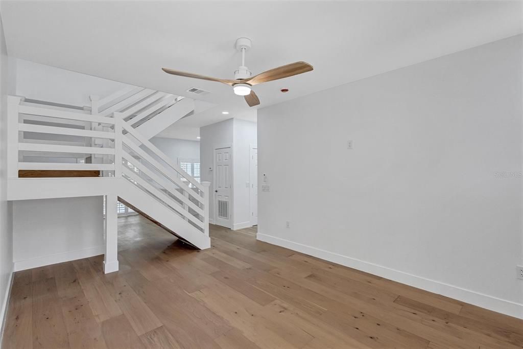 待售: $316,000 (3 贝兹, 2 浴室, 1282 平方英尺)