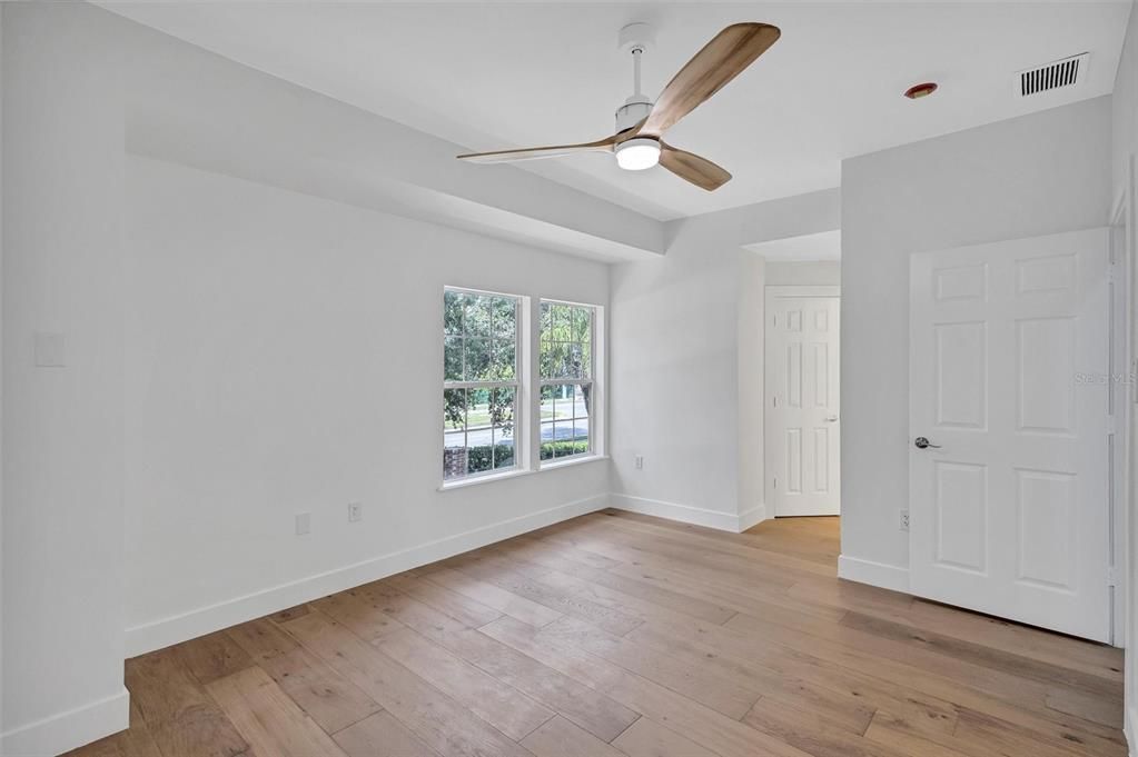 待售: $316,000 (3 贝兹, 2 浴室, 1282 平方英尺)