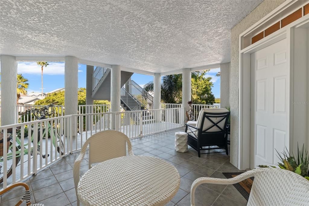 待售: $1,795,000 (3 贝兹, 3 浴室, 2200 平方英尺)