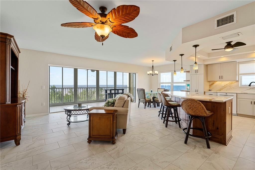 На продажу: $399,900 (3 спален, 2 ванн, 1592 Квадратных фут)