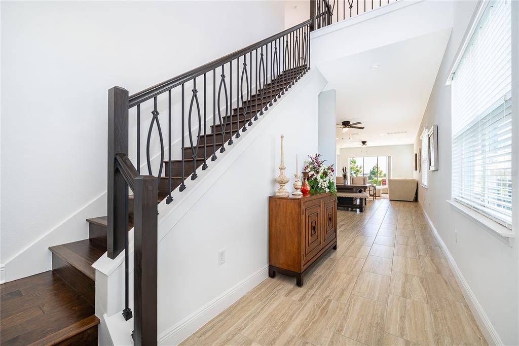 На продажу: $1,090,000 (5 спален, 3 ванн, 3083 Квадратных фут)