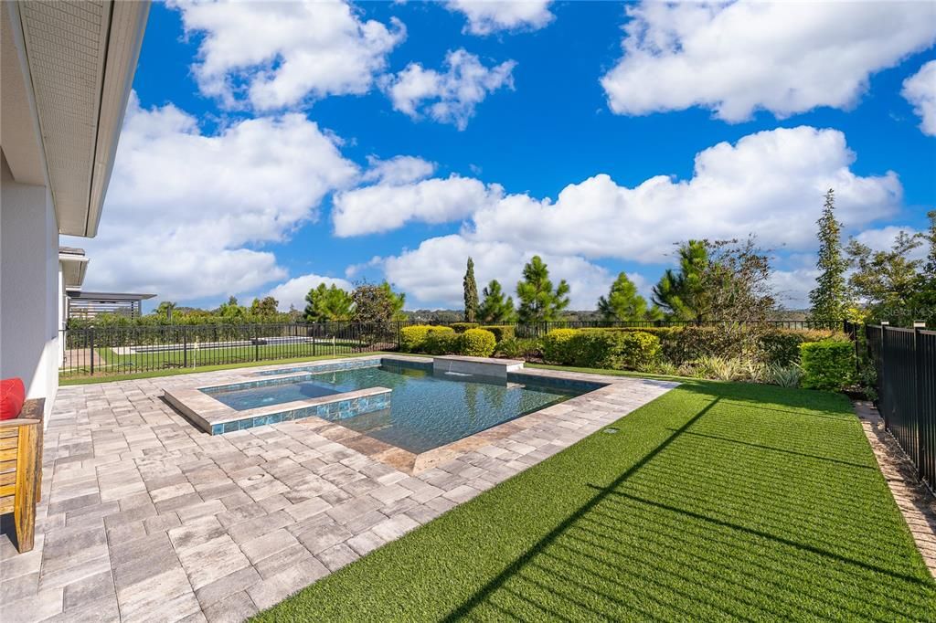 На продажу: $1,090,000 (5 спален, 3 ванн, 3083 Квадратных фут)