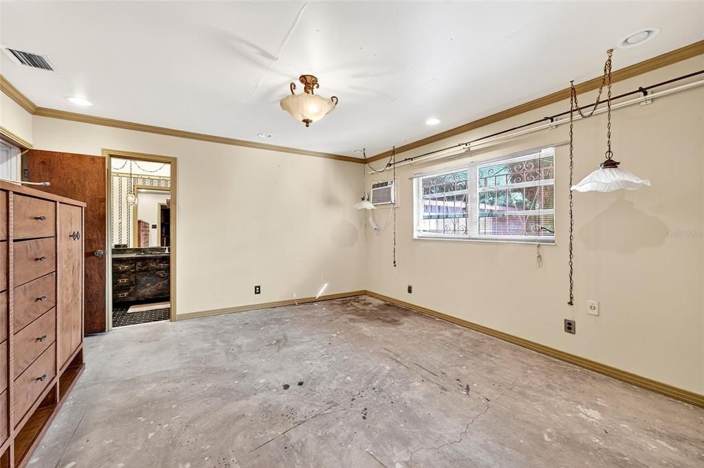 Active With Contract: $395,000 (4 beds, 3 baths, 2313 Square Feet)