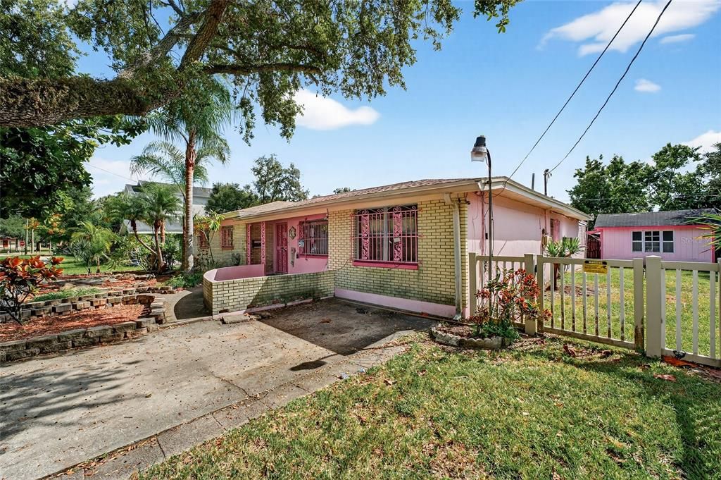 Active With Contract: $395,000 (4 beds, 3 baths, 2313 Square Feet)