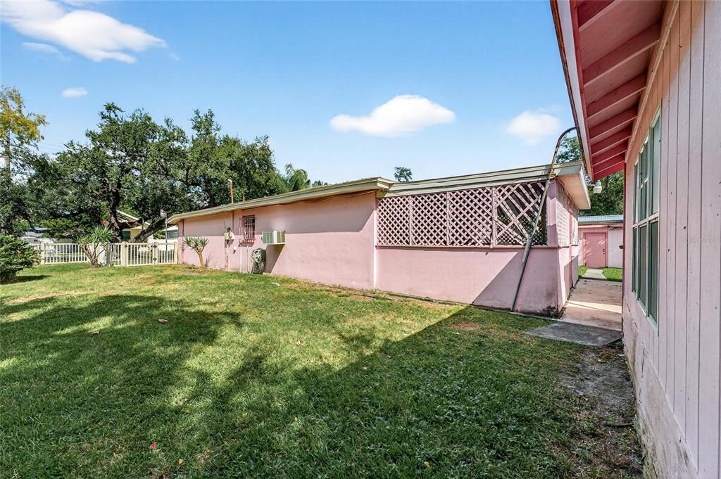 Active With Contract: $395,000 (4 beds, 3 baths, 2313 Square Feet)