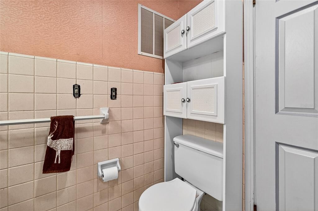 Active With Contract: $395,000 (4 beds, 3 baths, 2313 Square Feet)