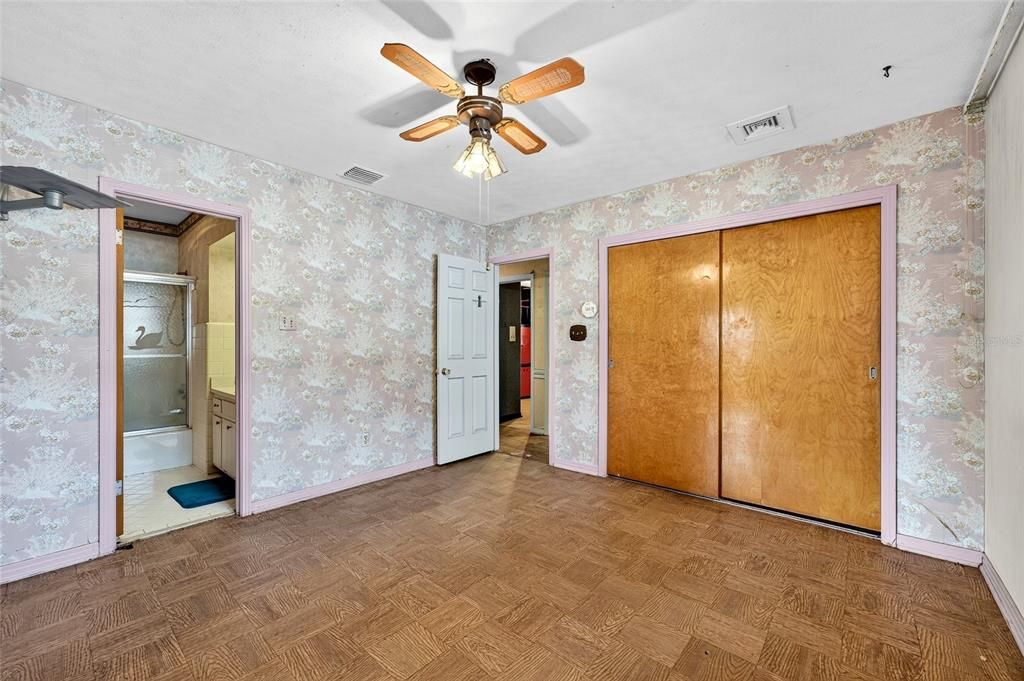 Active With Contract: $395,000 (4 beds, 3 baths, 2313 Square Feet)