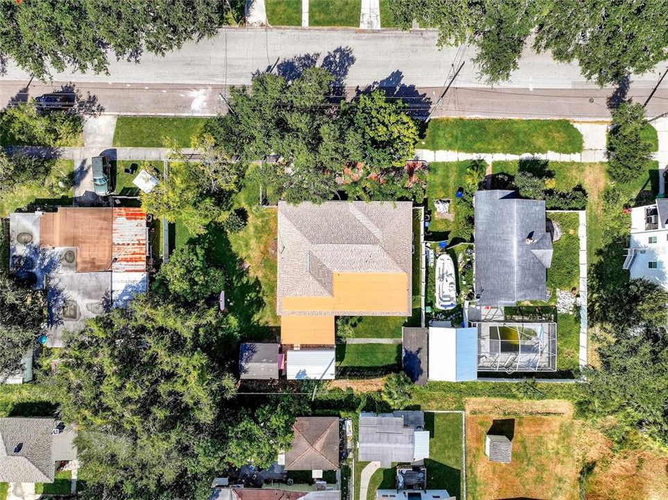 Active With Contract: $395,000 (4 beds, 3 baths, 2313 Square Feet)