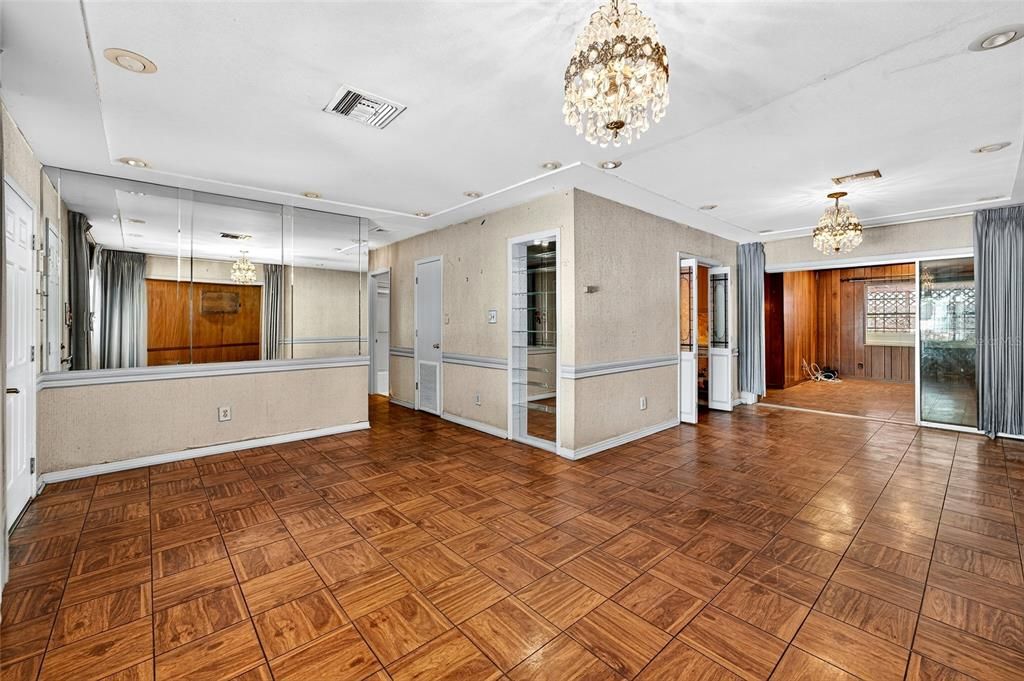 Active With Contract: $395,000 (4 beds, 3 baths, 2313 Square Feet)