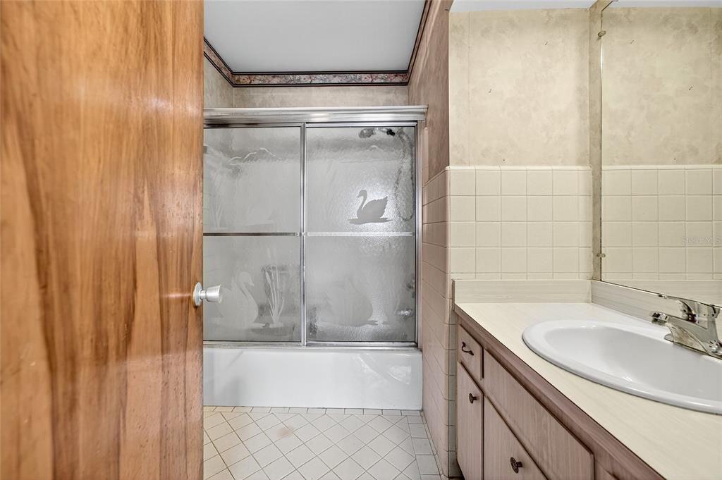 Active With Contract: $395,000 (4 beds, 3 baths, 2313 Square Feet)