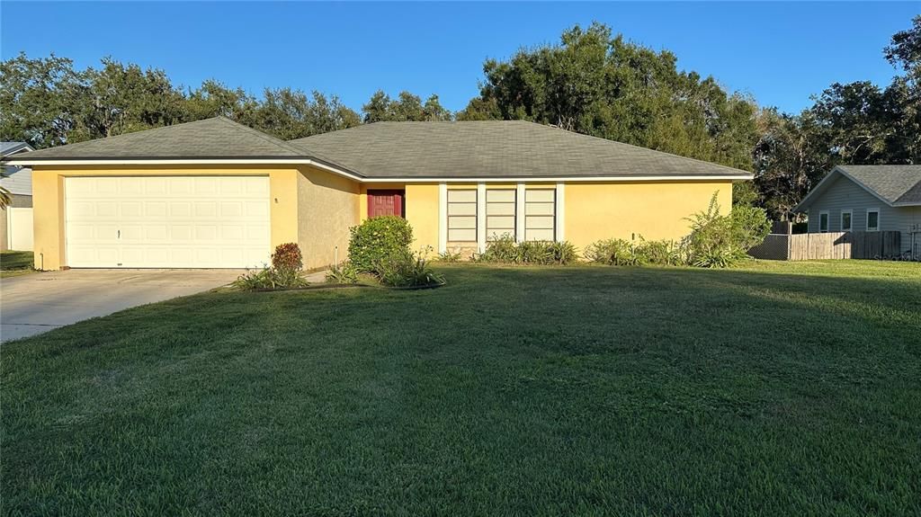 For Sale: $320,000 (3 beds, 2 baths, 1646 Square Feet)