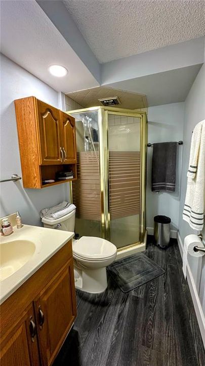 For Sale: $320,000 (3 beds, 2 baths, 1646 Square Feet)