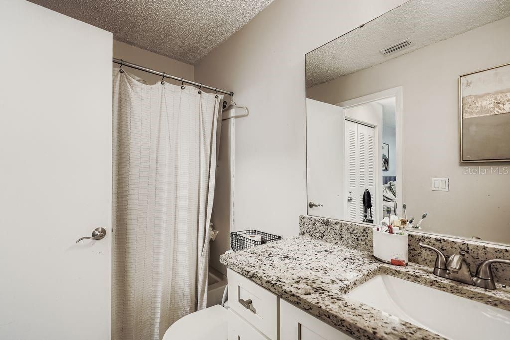 En Venta: $199,000 (3 camas, 2 baños, 1100 Pies cuadrados)