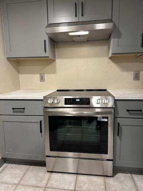 For Sale: $162,786 (2 beds, 2 baths, 890 Square Feet)