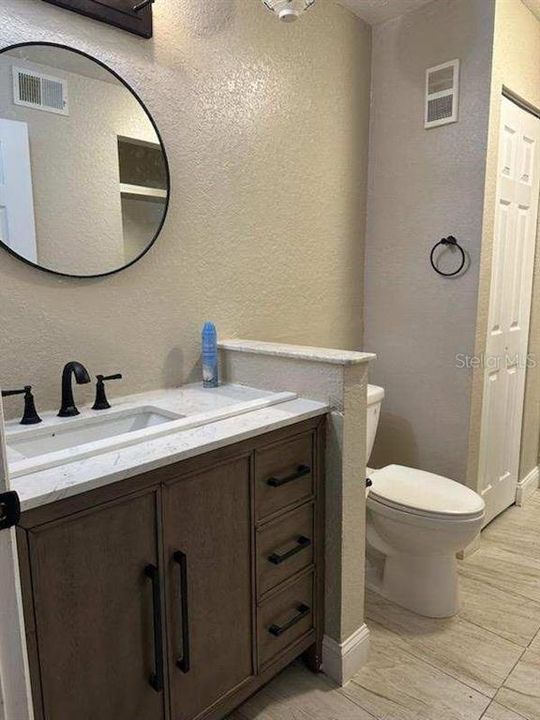 For Sale: $162,786 (2 beds, 2 baths, 890 Square Feet)