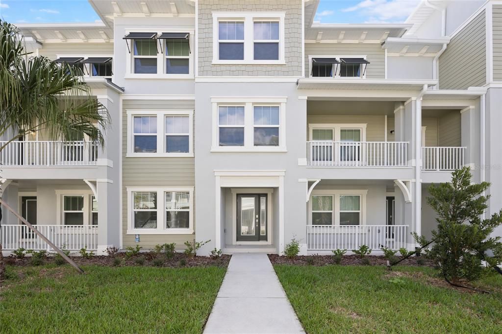 Active With Contract: $2,795 (4 beds, 3 baths, 2410 Square Feet)