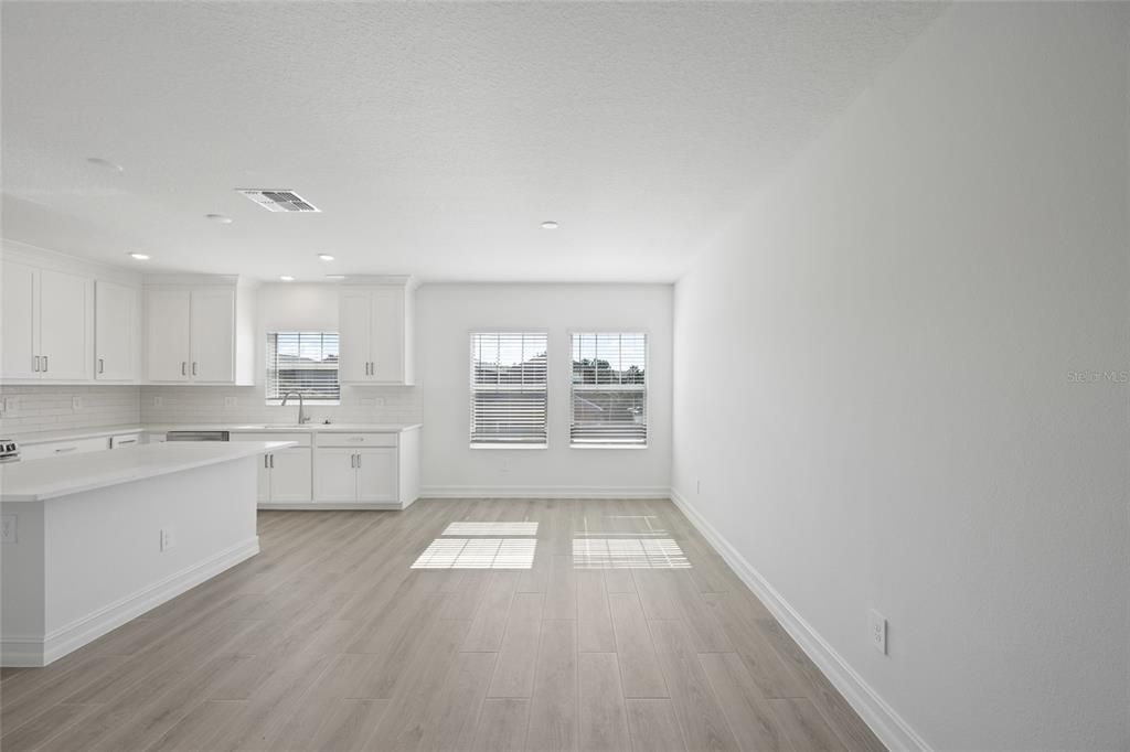 Active With Contract: $2,795 (4 beds, 3 baths, 2410 Square Feet)