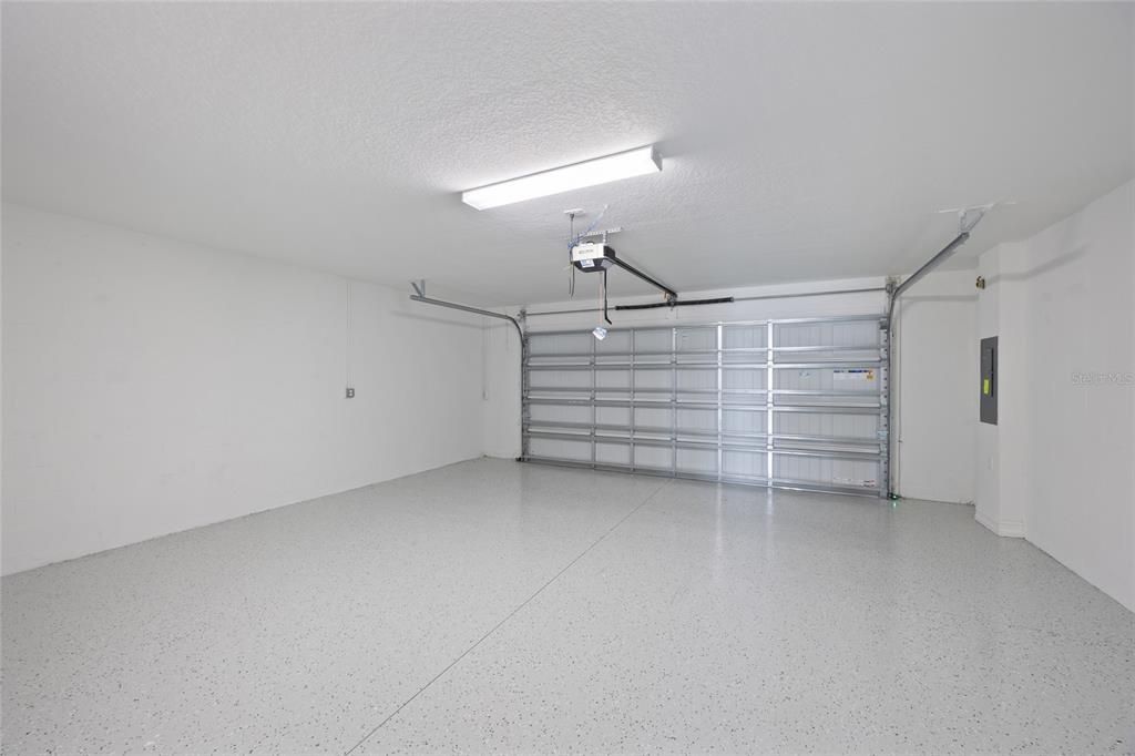 Active With Contract: $2,795 (4 beds, 3 baths, 2410 Square Feet)