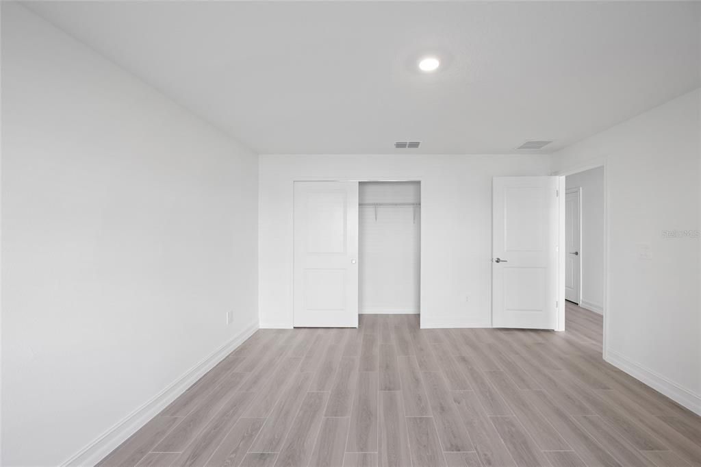 Active With Contract: $2,795 (4 beds, 3 baths, 2410 Square Feet)