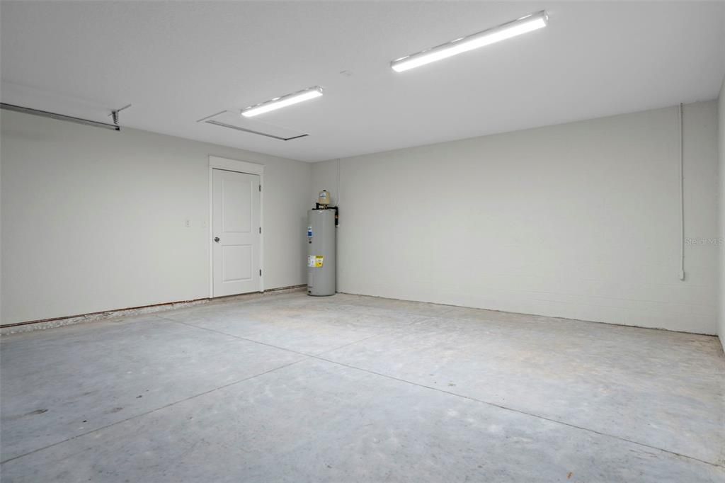 Activo con contrato: $349,900 (3 camas, 2 baños, 1531 Pies cuadrados)