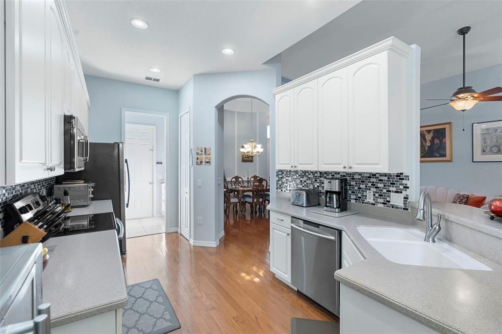 For Sale: $455,000 (3 beds, 2 baths, 2056 Square Feet)