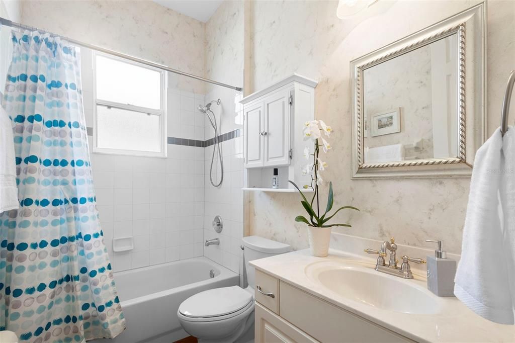 For Sale: $455,000 (3 beds, 2 baths, 2056 Square Feet)