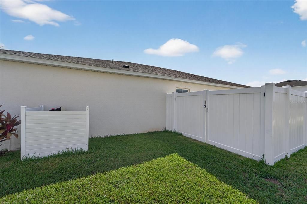 Active With Contract: $339,000 (4 beds, 2 baths, 1842 Square Feet)