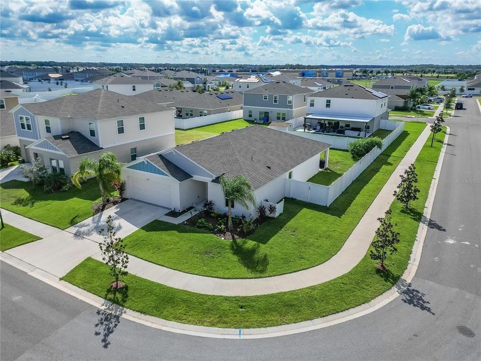 Active With Contract: $339,000 (4 beds, 2 baths, 1842 Square Feet)