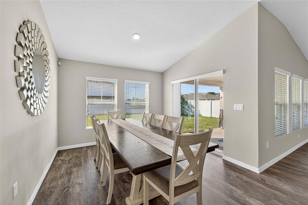 Active With Contract: $339,000 (4 beds, 2 baths, 1842 Square Feet)