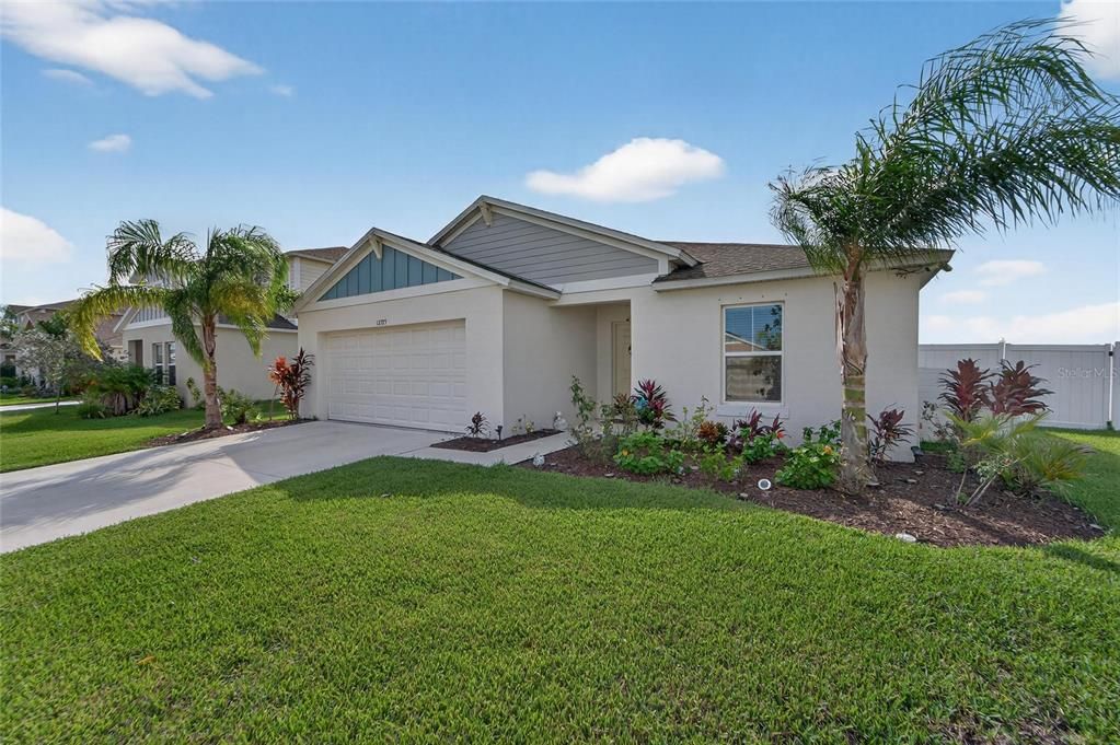 Active With Contract: $339,000 (4 beds, 2 baths, 1842 Square Feet)