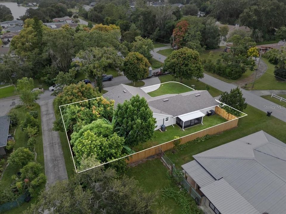 For Sale: $475,000 (4 beds, 2 baths, 1881 Square Feet)