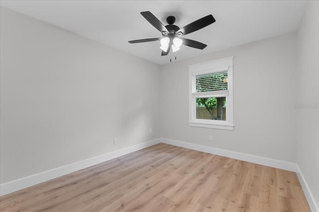 For Sale: $475,000 (4 beds, 2 baths, 1881 Square Feet)