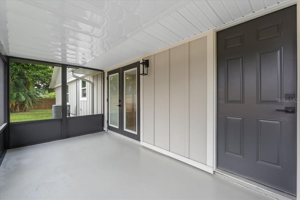 For Sale: $475,000 (4 beds, 2 baths, 1881 Square Feet)