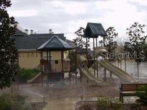 出租: $1,260 (1 贝兹, 1 浴室, 569 平方英尺)