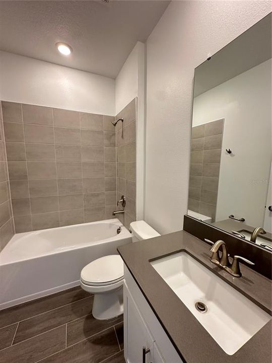 В аренду: $2,900 (4 спален, 3 ванн, 2899 Квадратных фут)