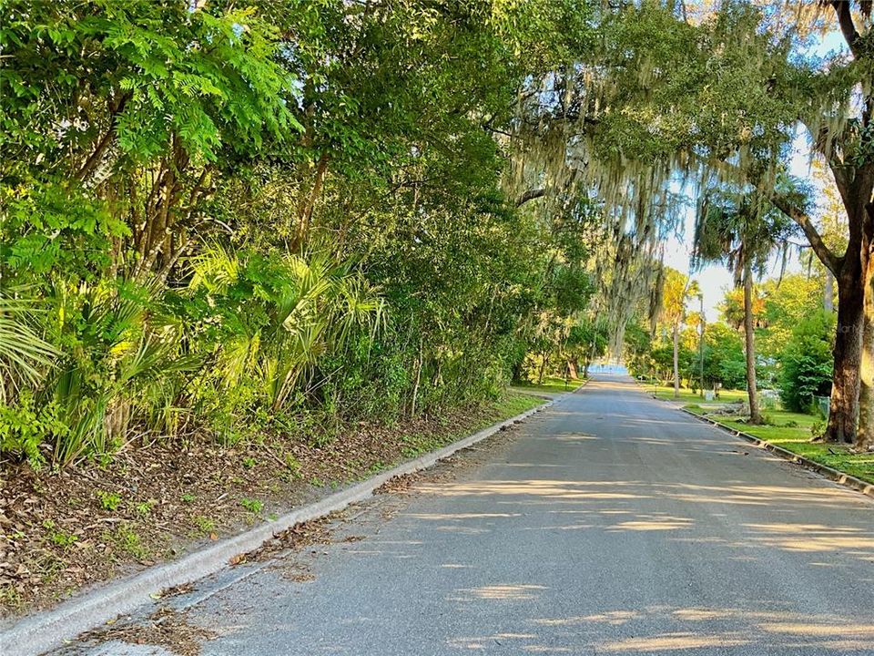 待售: $119,900 (0.63 acres)