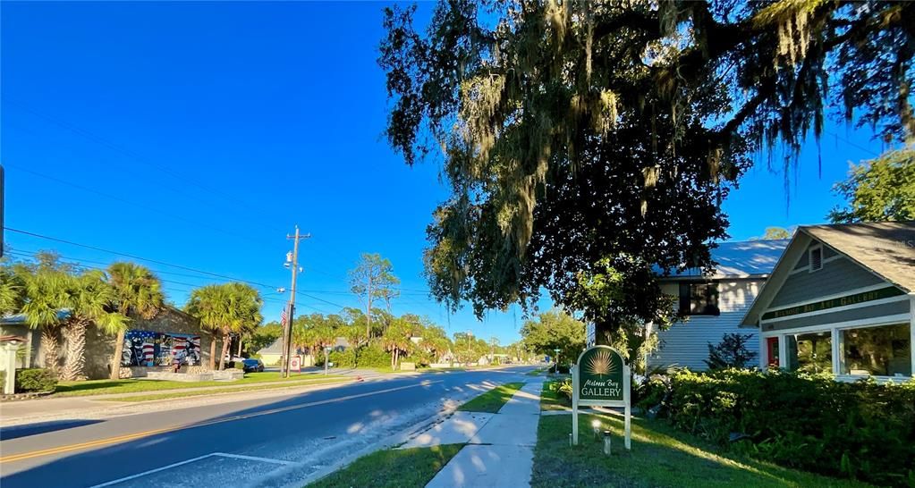 待售: $119,900 (0.63 acres)