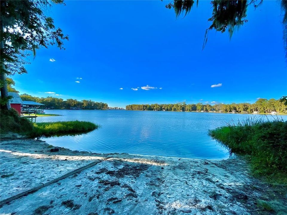 待售: $119,900 (0.63 acres)