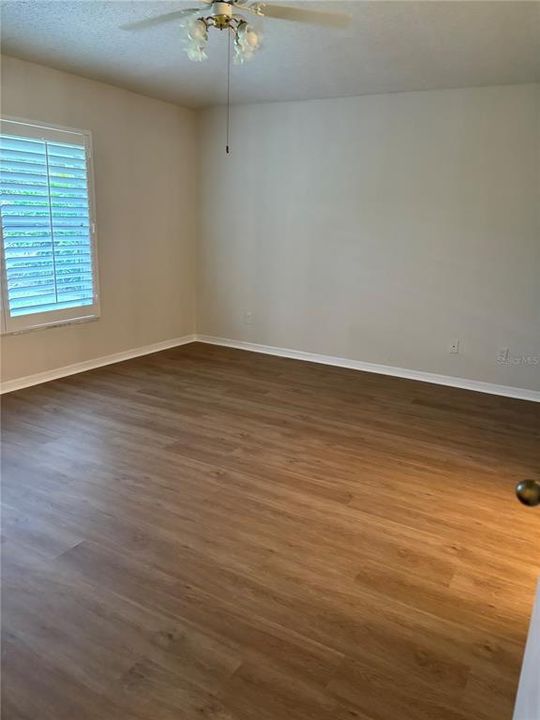 For Sale: $245,000 (2 beds, 2 baths, 1810 Square Feet)