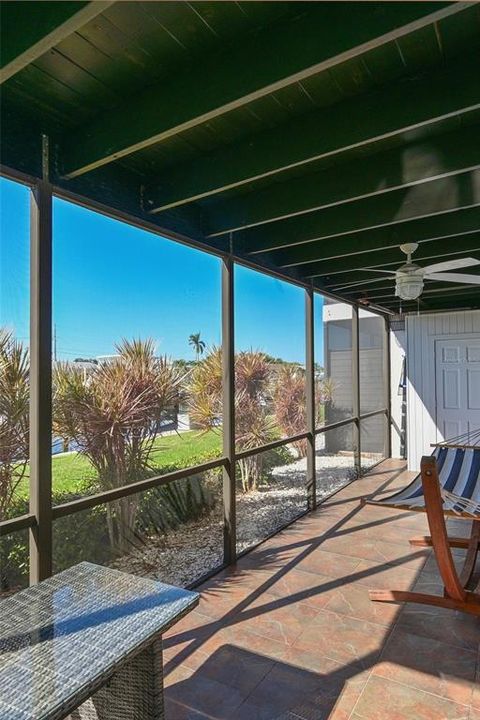 На продажу: $685,000 (2 спален, 3 ванн, 1728 Квадратных фут)