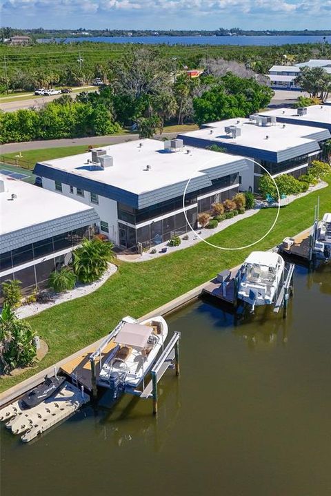 На продажу: $685,000 (2 спален, 3 ванн, 1728 Квадратных фут)