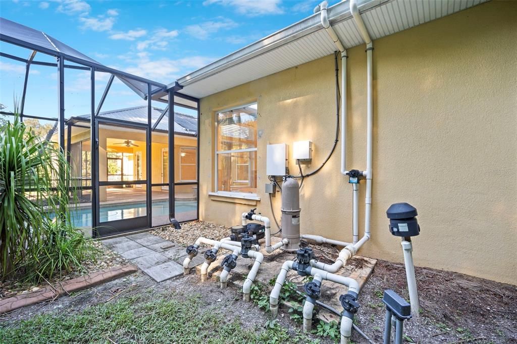 Active With Contract: $720,000 (3 beds, 2 baths, 2449 Square Feet)